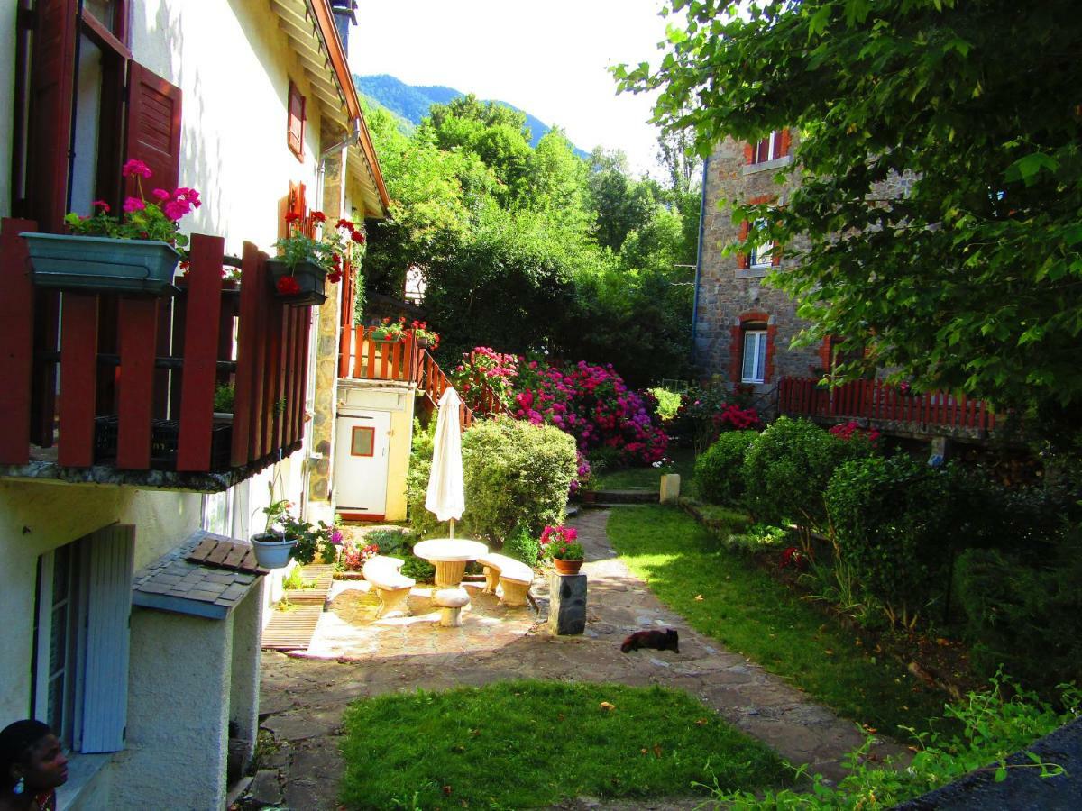 Aucairn Villa Chateau-Verdun Exterior photo